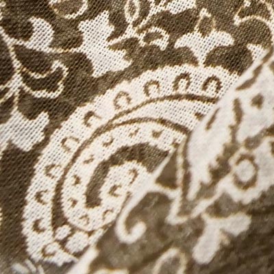 Pe.ボイルペイズリプリント（ブラウン）表面感><br clear=