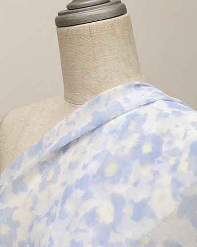 E5-802LB遠景（ボディ掛け）