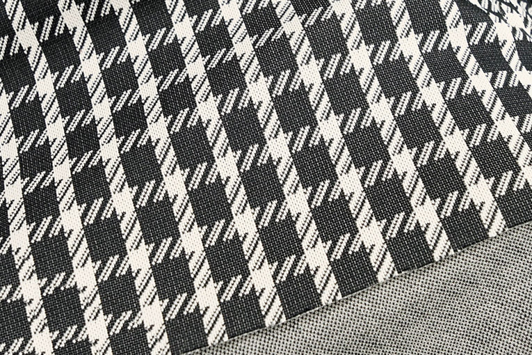 Peカノコチェックニット（ブラック）