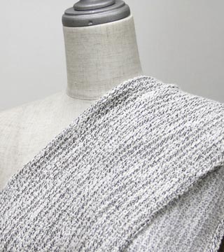 O5-406BK遠景（ボディ掛け）