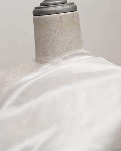 S4-702WH遠景（ボディ掛け）