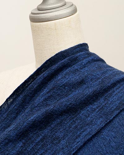 U5-801ID遠景（ボディ掛け）