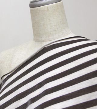 V2-303DB遠景（ボディ掛け）