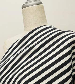 Z1-B01WH遠景（ボディ掛け）