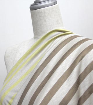 Z5-402BE遠景（ボディ掛け）