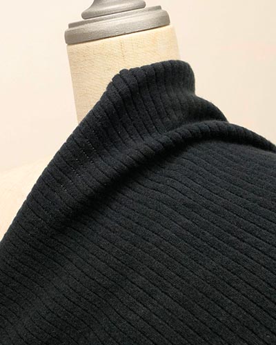 Z5-A01BK遠景（ボディ掛け）